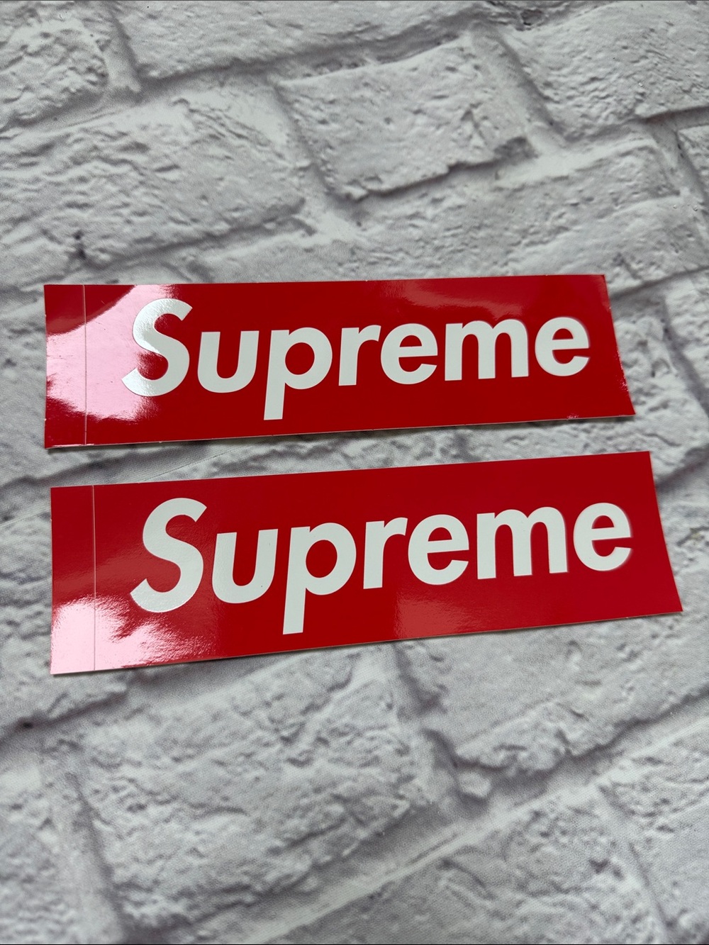 Supreme red & white sticker